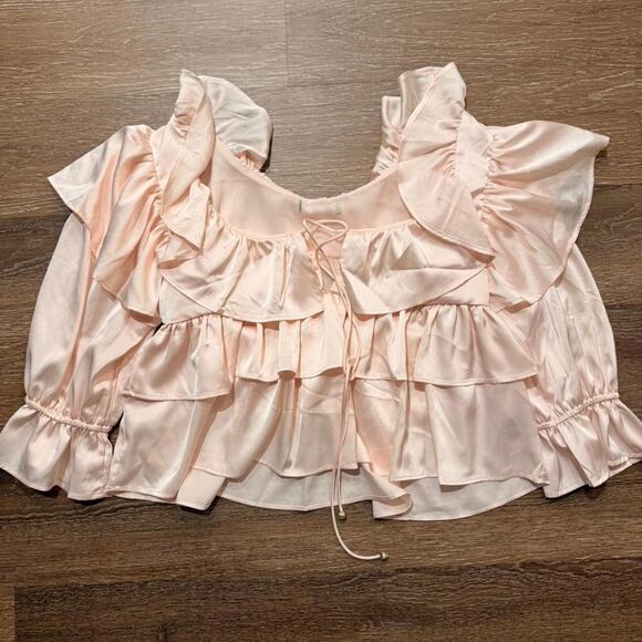 Pink ruffle blouse - Picture 2 of 3